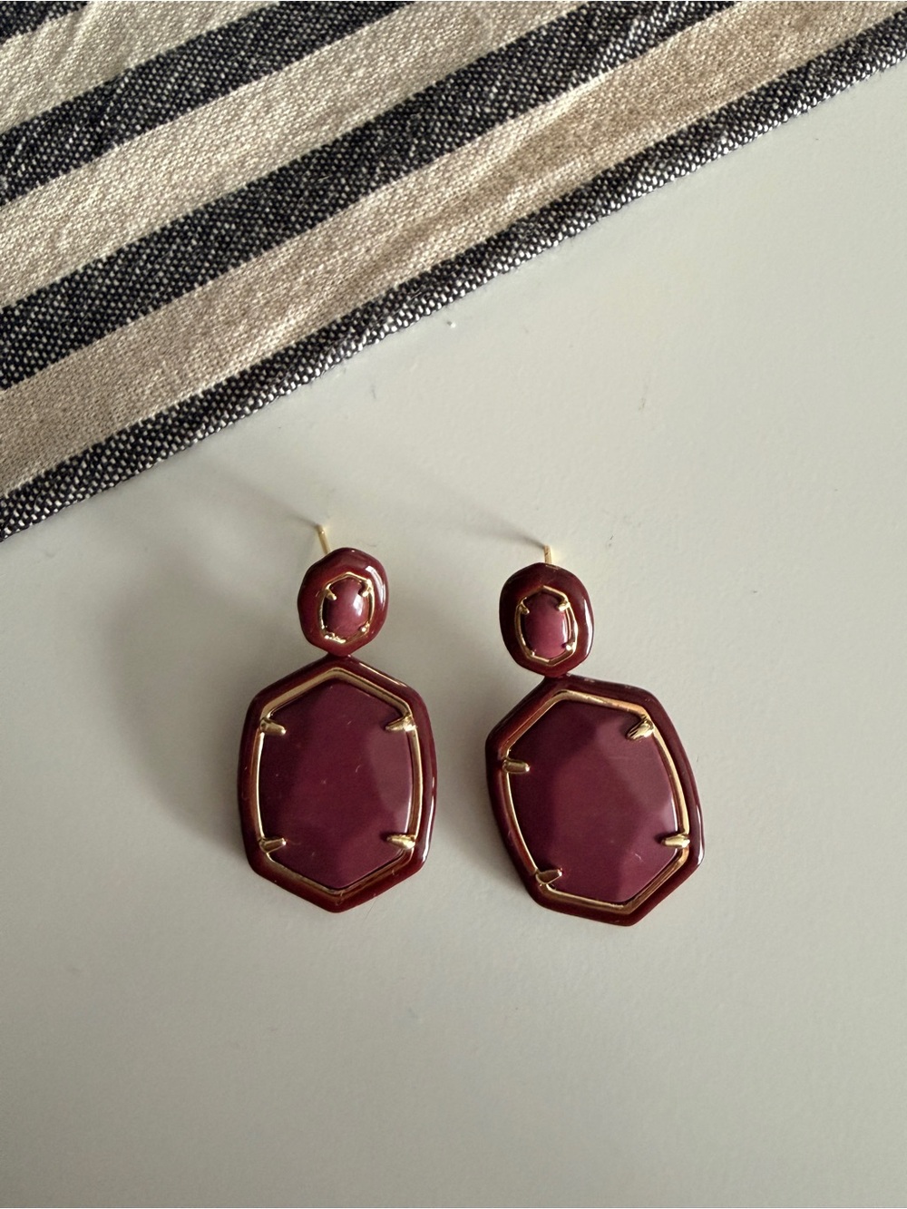 Kendra Scott earrings - Picture 1 of 1